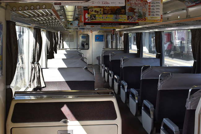 5300系・モ5455の車内