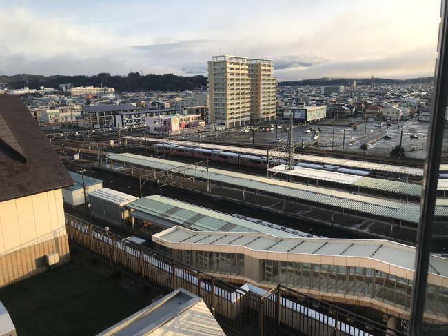 ホテルメトロポリタン秋田からのトレインビュー