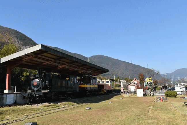 西藤原駅前公園