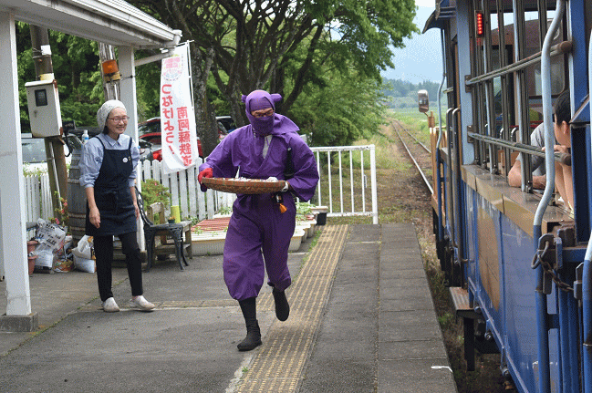 阿蘇白川駅に登場した忍者