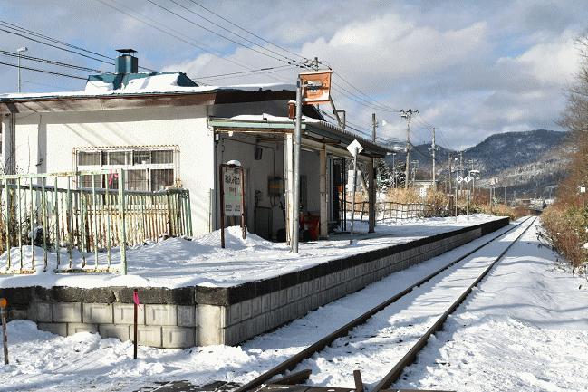 南清水沢駅の構内