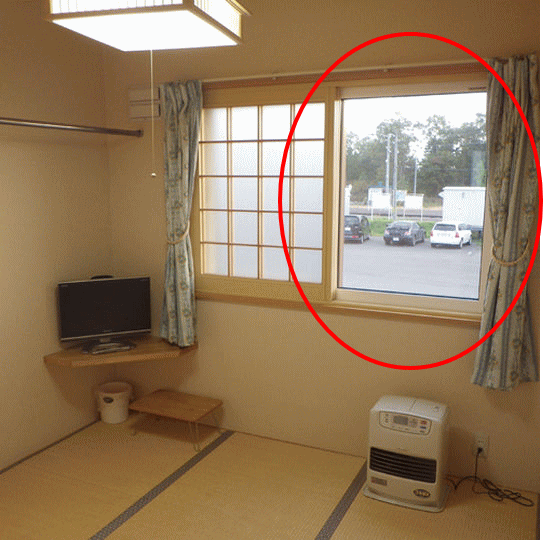 民宿旅館サロベツ会館のトレインビューの部屋の内部