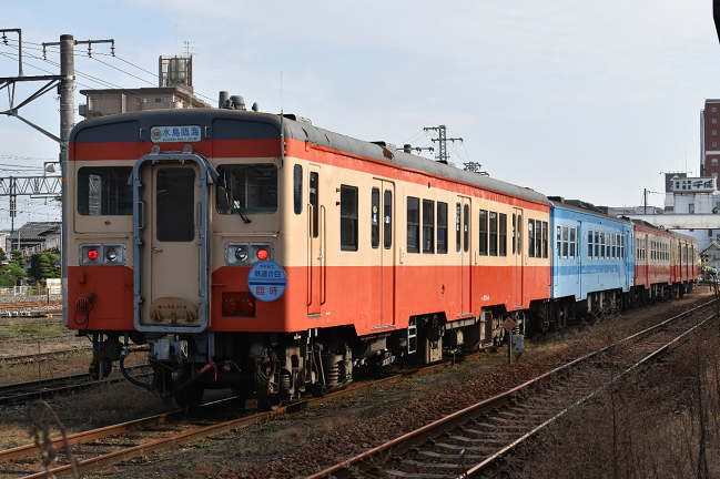 水島側はキハ38