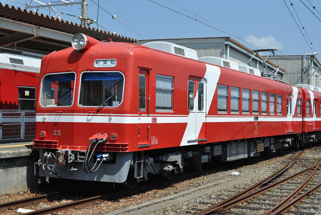 西鹿島駅で留置中のモハ２５号