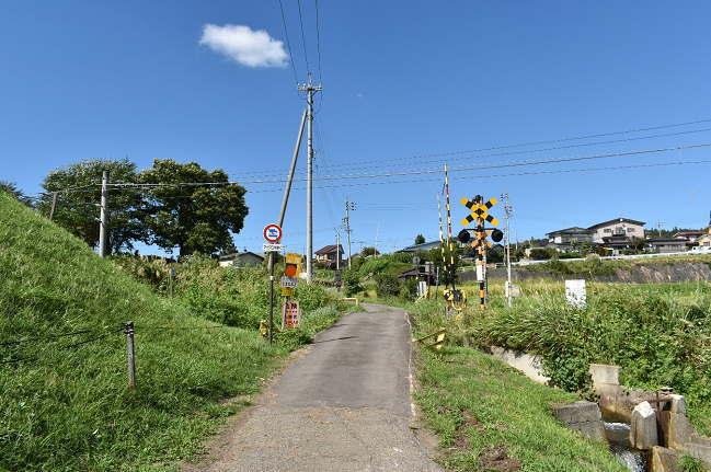 黒姫駅から約1㎞の川原踏切の撮影地