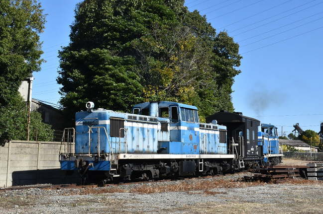デルタ線を通って再び名電築港信号所へ進む甲種輸送の回送列車