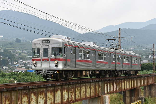 3500系N7編成（夜間瀬川鉄橋）