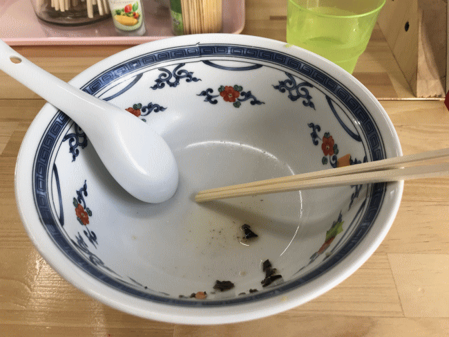 元祖海鮮ちゃんぽん平戸のスープも飲み干す