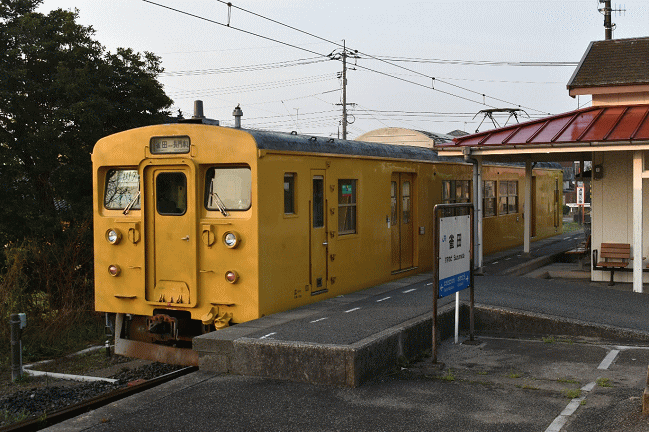 雀田駅のクモハ１２３－５