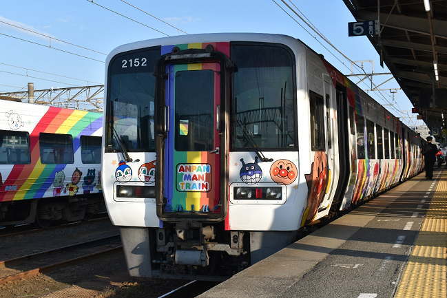 アンパンマン列車の特急宇和海