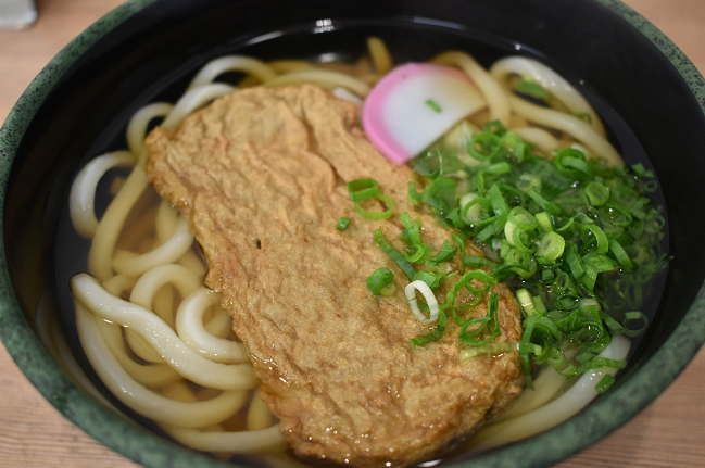 じゃこ天うどん（松山駅）