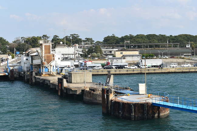 南海フェリーの和歌山港
