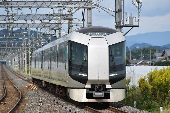 500系特急「リバティあいづ・リバティけごん」（楡木駅）
