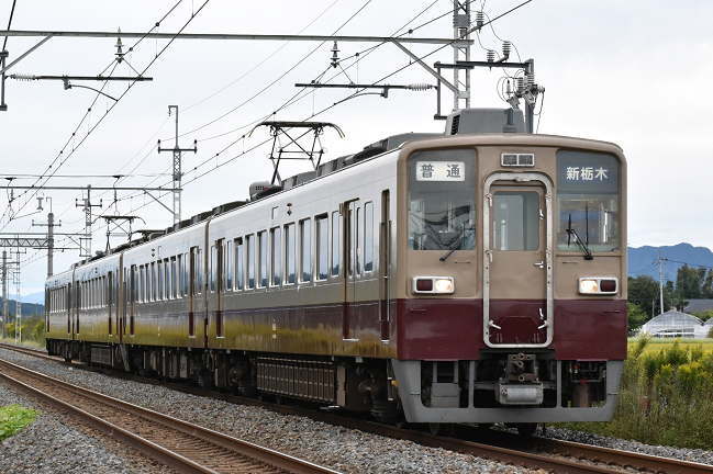 リバイバルカラー6162（前）＋6179（後）編成