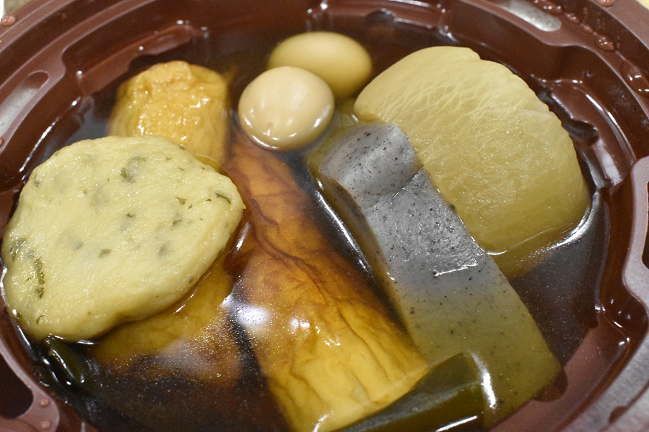 おでんしゃのおでんは加熱式容器