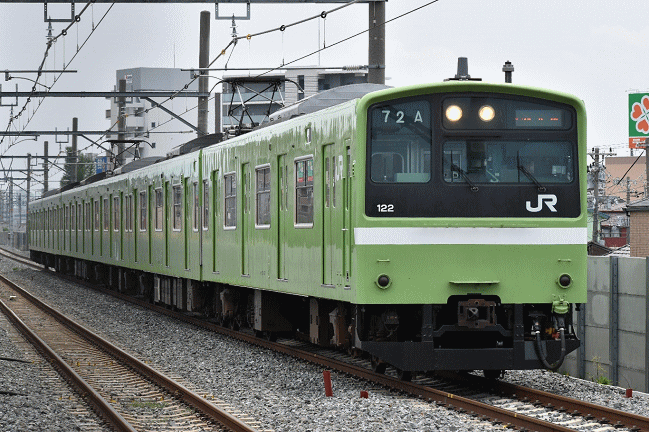 JR淡路駅でおおさか東線を撮影