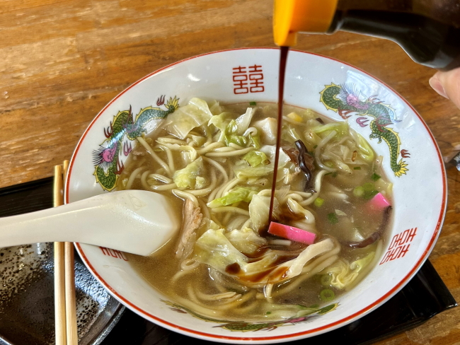 ソースで味変する和風ちゃんぽん