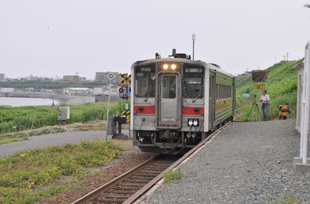 瀬越駅にてキハ50形