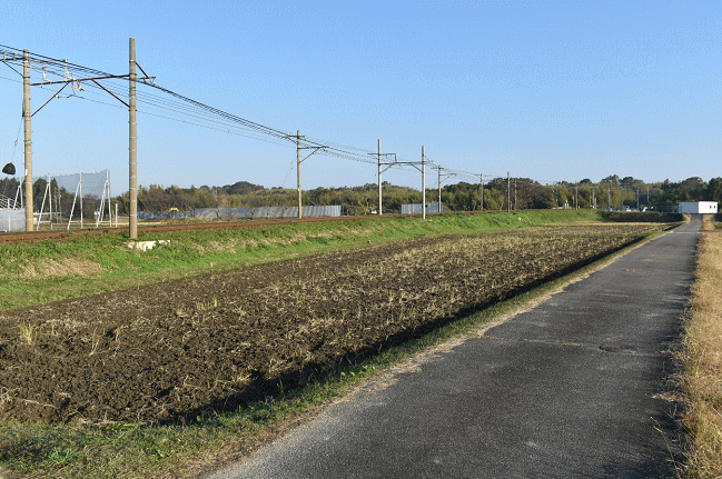 朝明川の鉄橋の近くの撮影地