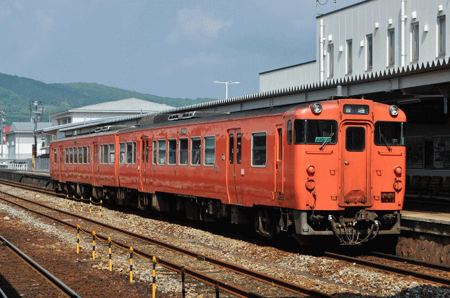 三次駅にて、芸備線の広島行き