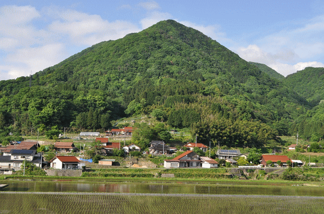 山陰、国道２６１号線沿いの田園風景