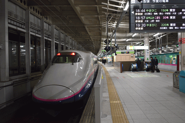 仙台駅のやまびこ号