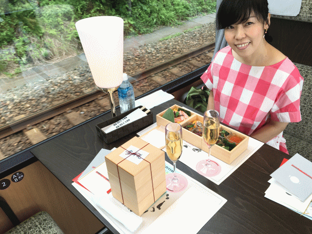 雪月花で月コースの和食が提供されたところ