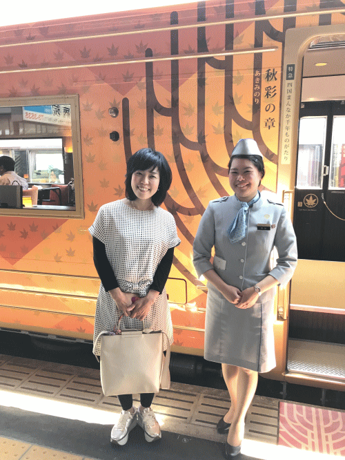 四国まんなか千年ものがたりのアテンダント