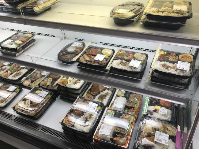 安芸駅ぢばさん市場で売られている弁当