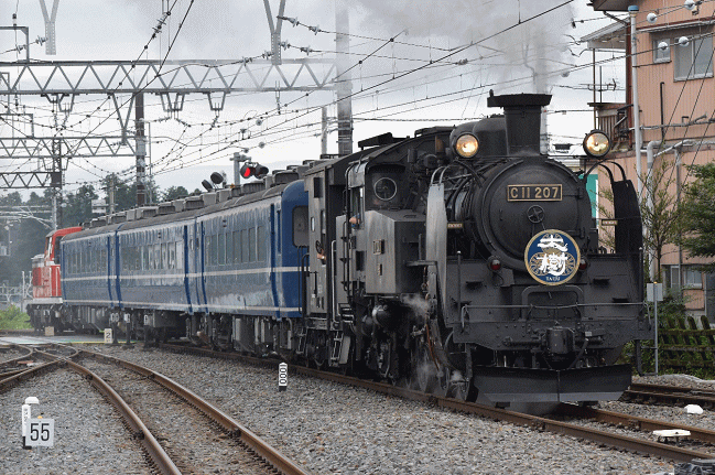 SL大樹が下今市駅に入線