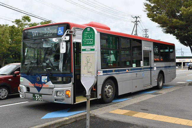 ユニゾンプラザ前バス停