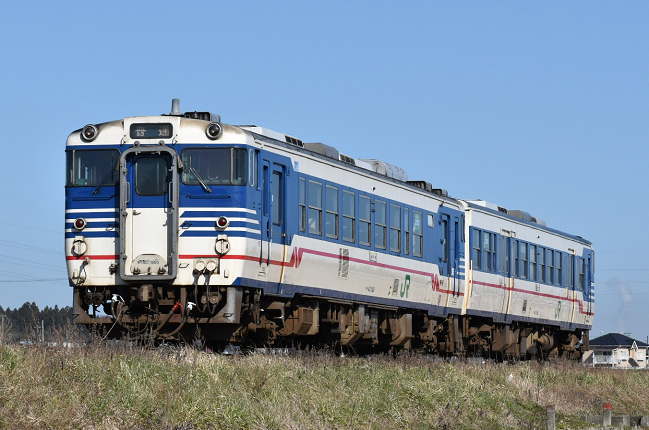 キハ47＋キハ40の223D会津若松発新津行