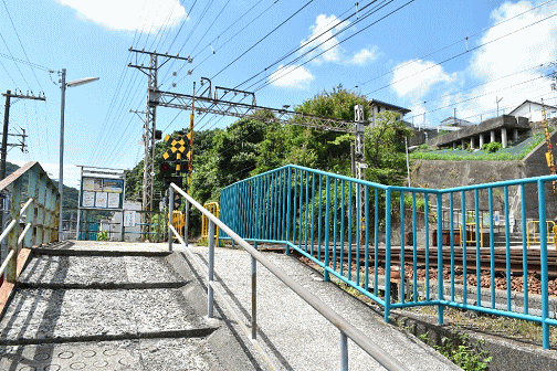 鈴蘭台駅付近の踏切の撮影地