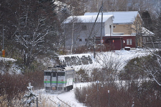 夕張支線を行くキハ40