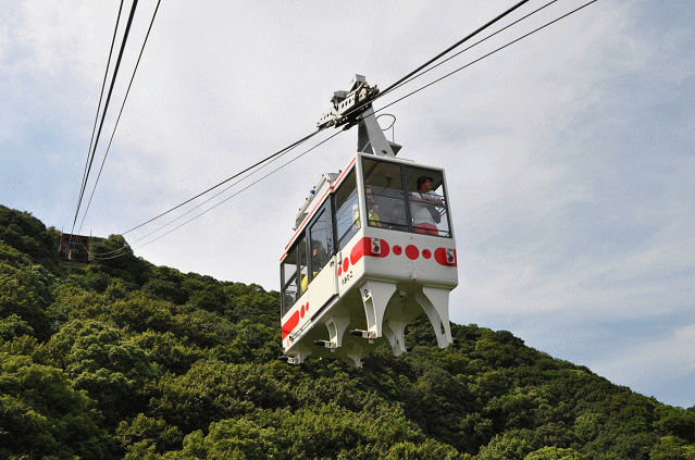 須磨浦ロープウェイのうみひこ号