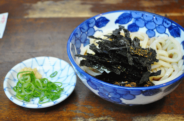 金刀比羅宮近くで食べた冷やしぶっかけうどん