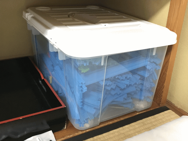 サンリバー大歩危の「ムーンライトおおぼけ」のプラレール