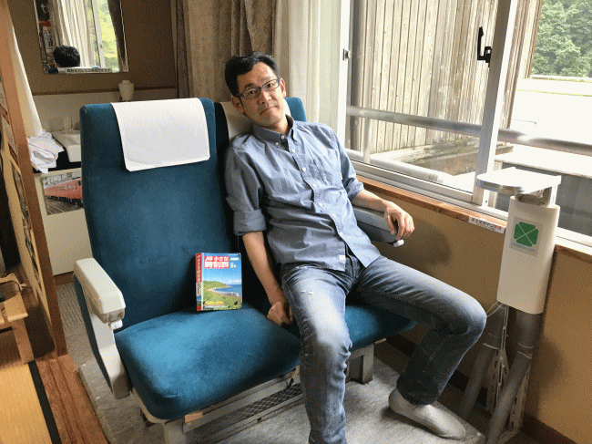 サンリバー大歩危の「ムーンライトおおぼけ」の14系客車のリクライニングシートの