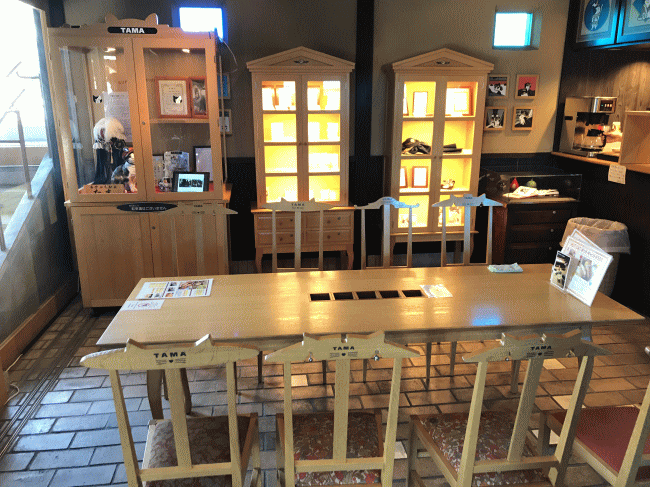 たまカフェの店内