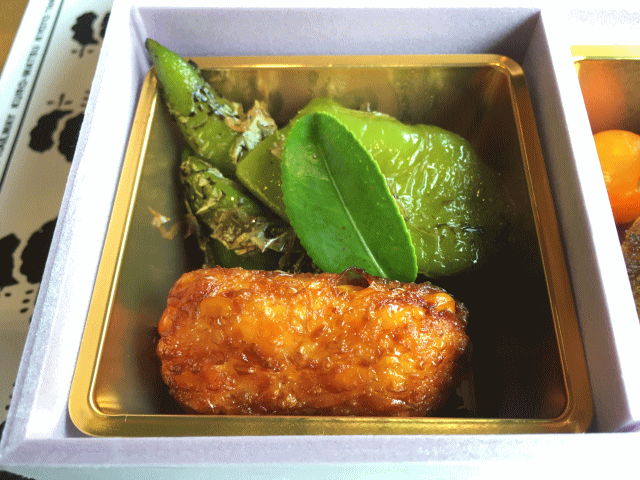 焼万願寺唐辛子、豆乳のとうもろこし揚げ