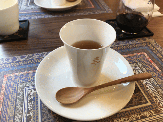 スープ（河野美千代が監修の料理・ザロイヤルエクスプレス）