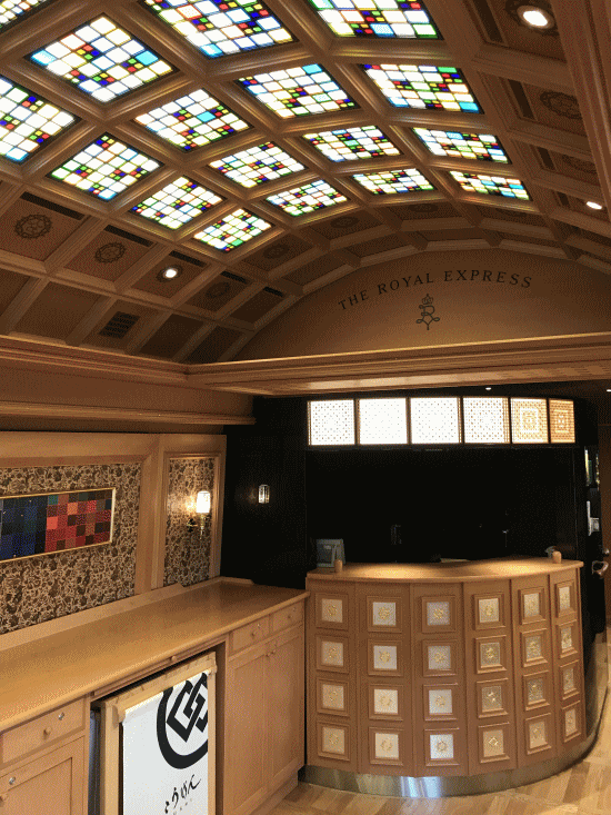 ザロイヤルエクスプレスのライブキッチンスペース