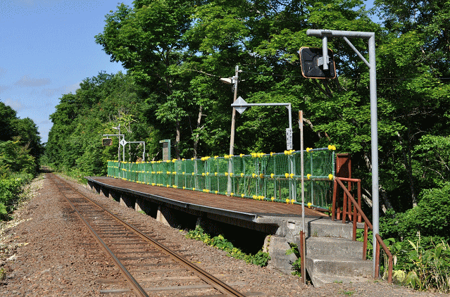 豊ヶ岡駅のホーム