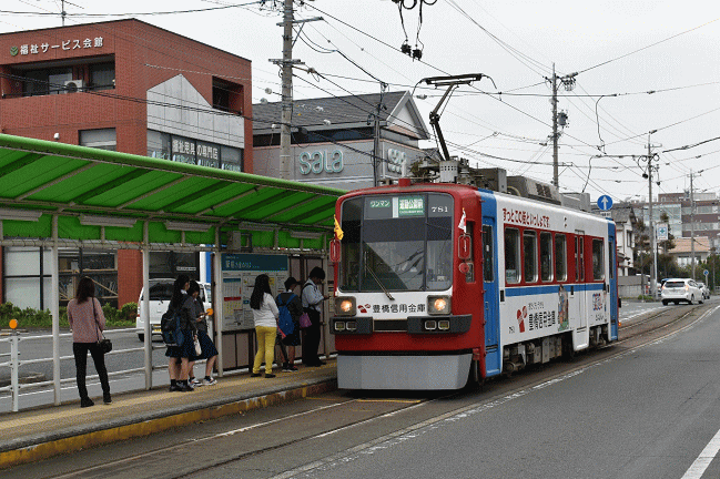 運動公園前の781号