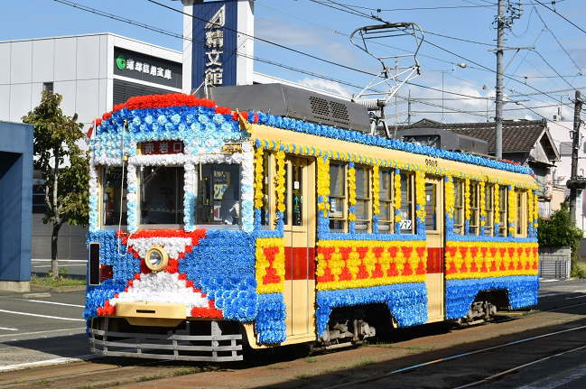 モ3203号花電車（競輪場前電停手前）