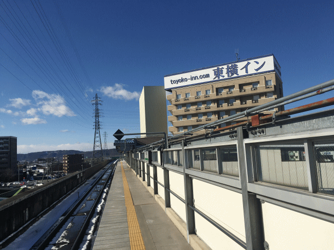 小海線から見た、東横イン佐久平浅間口の外観