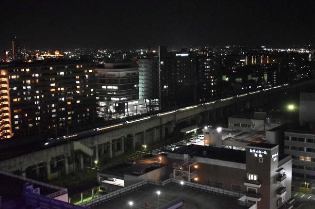 東横イン富山駅新幹線口店からの北陸新幹線のトレインビュー