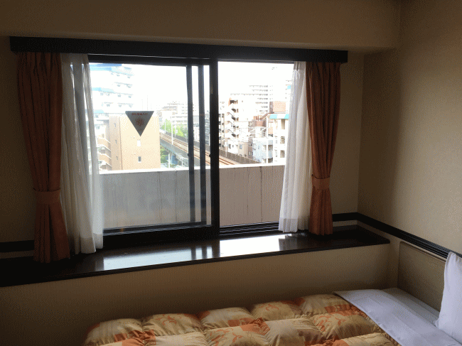 東横イン東西線西葛西の窓の配置