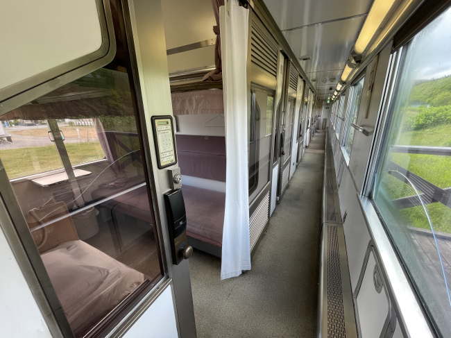 北斗星スクエアの開放型B寝台