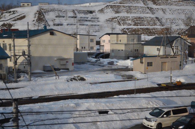 稚内グランドホテルから見た宗谷本線